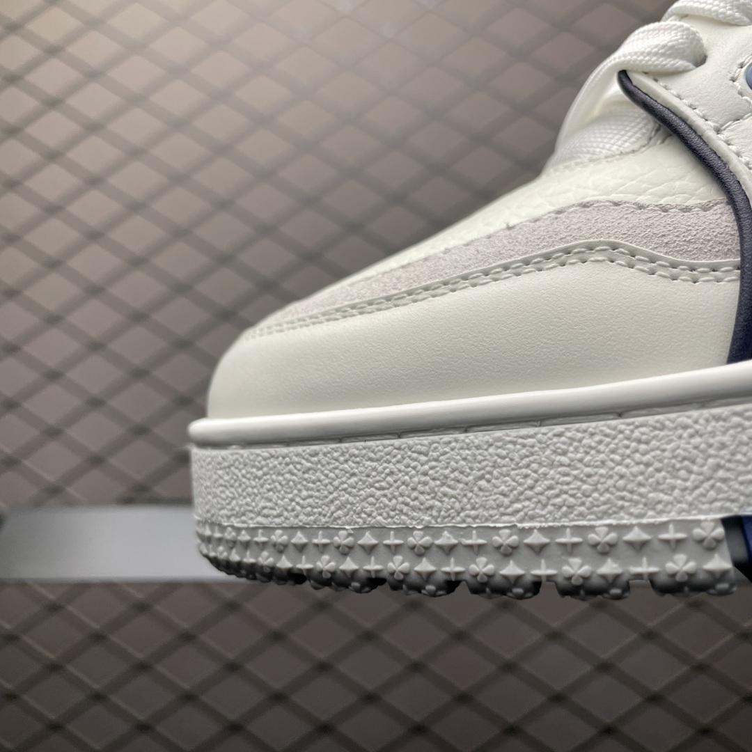 图片[6]-Louis Vuitton 路易威登 LV Trainer 低帮休闲板鞋 海淘代购同渠道品质 高端零售 外贸充正专供 原版购入开发 ZP级全套包装 完美楦型 正确卡色 大底TPU 质感媲美原版 细节与原版一致 请注意区分市面通货材 尺码：38 39 40 41 42 43 44 45 46-选品中心