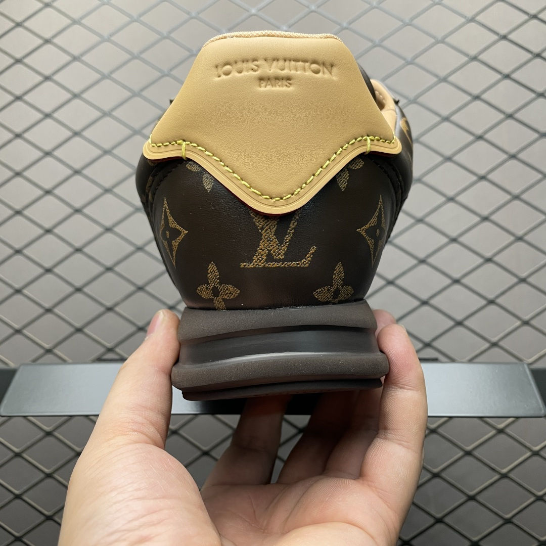 图片[2]-Nigo x Louis Vuitton 路易威登 LV Buttersoft 阿甘鞋 低帮休闲面包鞋 海淘代购同渠道品质 高端零售 外贸充正专供 原版购入开发 全鞋羊皮➕牛皮鞋面 ZP级全套包装 完美楦型 正确卡色 大底TPU 质感媲美原版 细节与原版一致 请注意区分市面通货材 尺码：36 37 38 39 40 41 42 43 44 45 46-选品中心