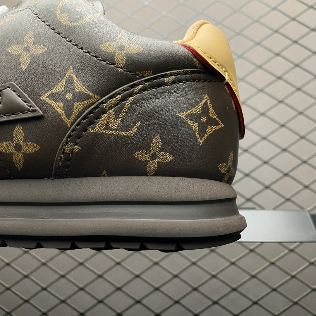 图片[4]-Nigo x Louis Vuitton 路易威登 LV Buttersoft 阿甘鞋 低帮休闲面包鞋 海淘代购同渠道品质 高端零售 外贸充正专供 原版购入开发 全鞋羊皮➕牛皮鞋面 ZP级全套包装 完美楦型 正确卡色 大底TPU 质感媲美原版 细节与原版一致 请注意区分市面通货材 尺码：36 37 38 39 40 41 42 43 44 45 46-选品中心