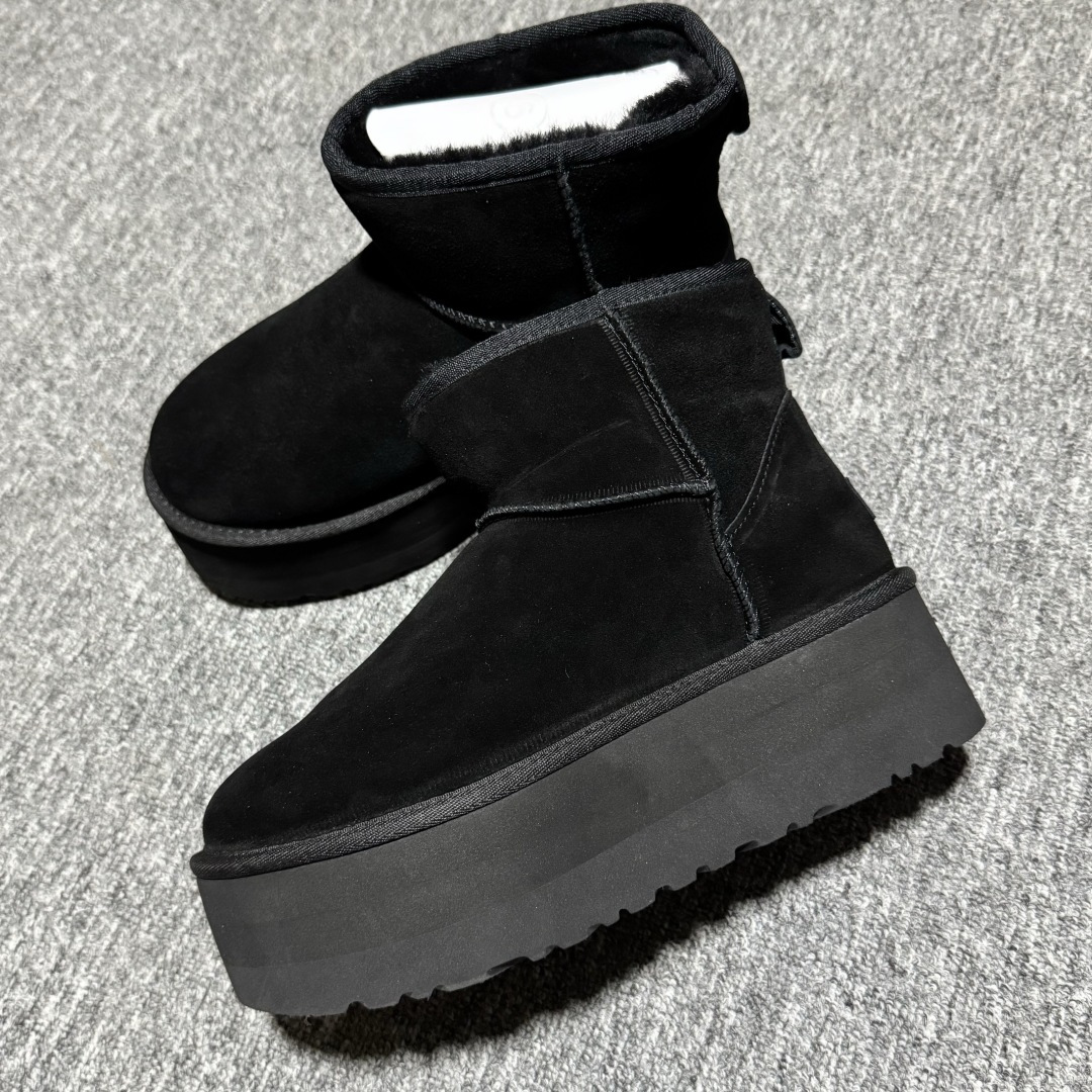图片[4]-平台外贸专供 UGG 女子雪地靴 1134991 十年品牌制鞋代工厂生产线出品 注重每一处细节 隆丰A级真羊皮毛一体 完全遵循ZP工艺流程打造 尺码：35 36 37 38 39 40-选品中心