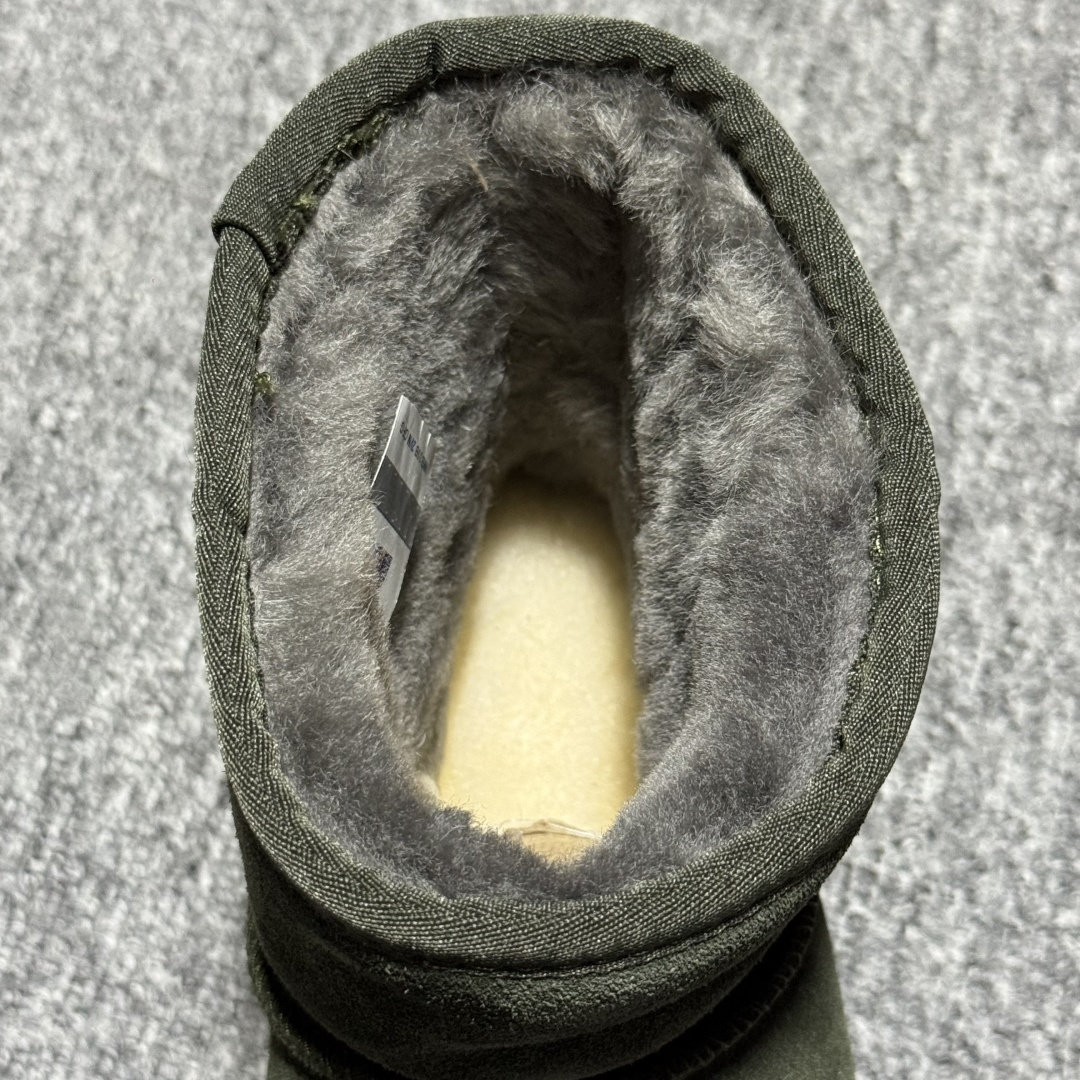 图片[9]-平台外贸专供 UGG 女子雪地靴 1134991 十年品牌制鞋代工厂生产线出品 注重每一处细节 隆丰A级真羊皮毛一体 完全遵循ZP工艺流程打造 尺码：35 36 37 38 39 40-选品中心