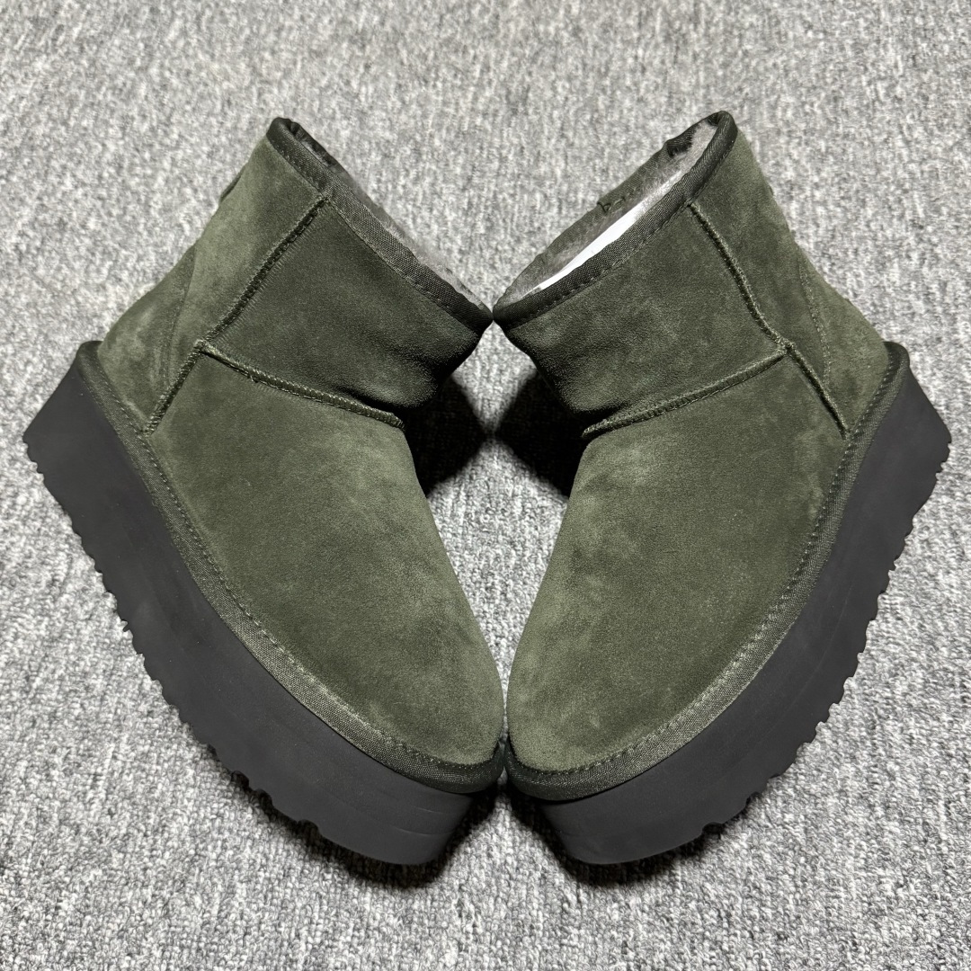 图片[2]-平台外贸专供 UGG 女子雪地靴 1134991 十年品牌制鞋代工厂生产线出品 注重每一处细节 隆丰A级真羊皮毛一体 完全遵循ZP工艺流程打造 尺码：35 36 37 38 39 40-选品中心