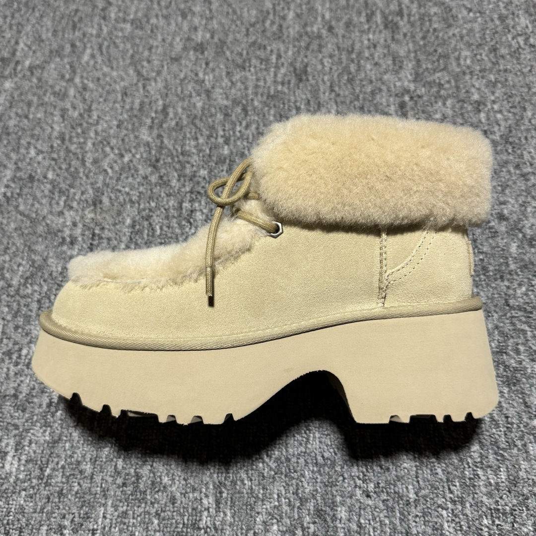 图片[5]-平台外贸专供 UGG Esmee 女子雪地靴 1171532 十年品牌制鞋代工厂生产线出品 注重每一处细节 隆丰A级真羊皮毛一体 完全遵循ZP工艺流程打造 尺码：35 36 37 38 39 40-选品中心