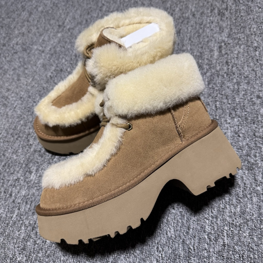 图片[4]-平台外贸专供 UGG Esmee 女子雪地靴 1171532 十年品牌制鞋代工厂生产线出品 注重每一处细节 隆丰A级真羊皮毛一体 完全遵循ZP工艺流程打造 尺码：35 36 37 38 39 40-选品中心