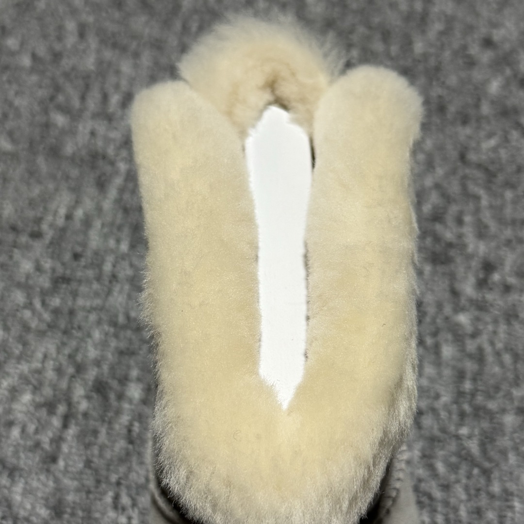 图片[9]-平台外贸专供 UGG Novelty 女子雪地靴 1174517 十年品牌制鞋代工厂生产线出品 注重每一处细节 隆丰A级真羊皮毛一体 完全遵循ZP工艺流程打造 尺码：35 36 37 38 39 40-选品中心