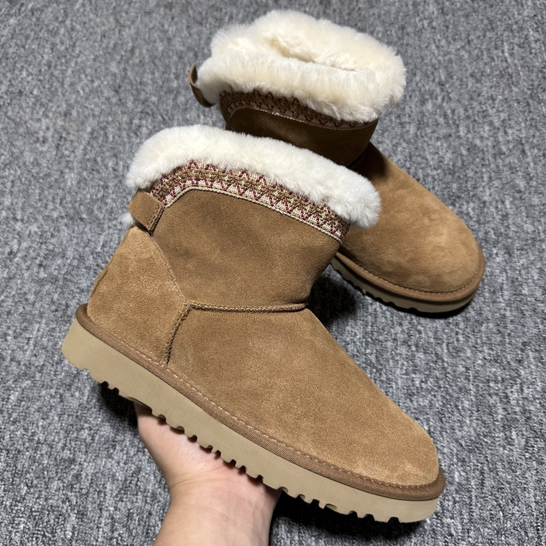 图片[6]-平台外贸专供 UGG Novelty 女子雪地靴 1174517 十年品牌制鞋代工厂生产线出品 注重每一处细节 隆丰A级真羊皮毛一体 完全遵循ZP工艺流程打造 尺码：35 36 37 38 39 40-选品中心