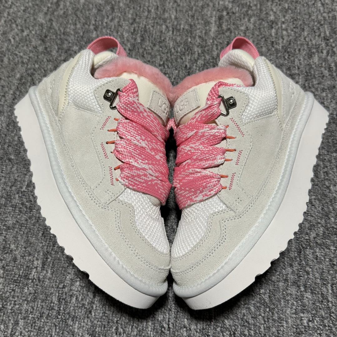 图片[2]-平台外贸专供 UGG Lowmel 梅尔 粗鞋带款 雪地靴 面包鞋 1144032 十年品牌制鞋代工厂生产线出品 注重每一处细节 隆丰A级真羊皮毛一体 完全遵循ZP工艺流程打造 内增纯白加粗鞋带一副 售后需配件完整 尺码：35 36 37 38 39 40 41 多版本供应 注意区分品质-选品中心