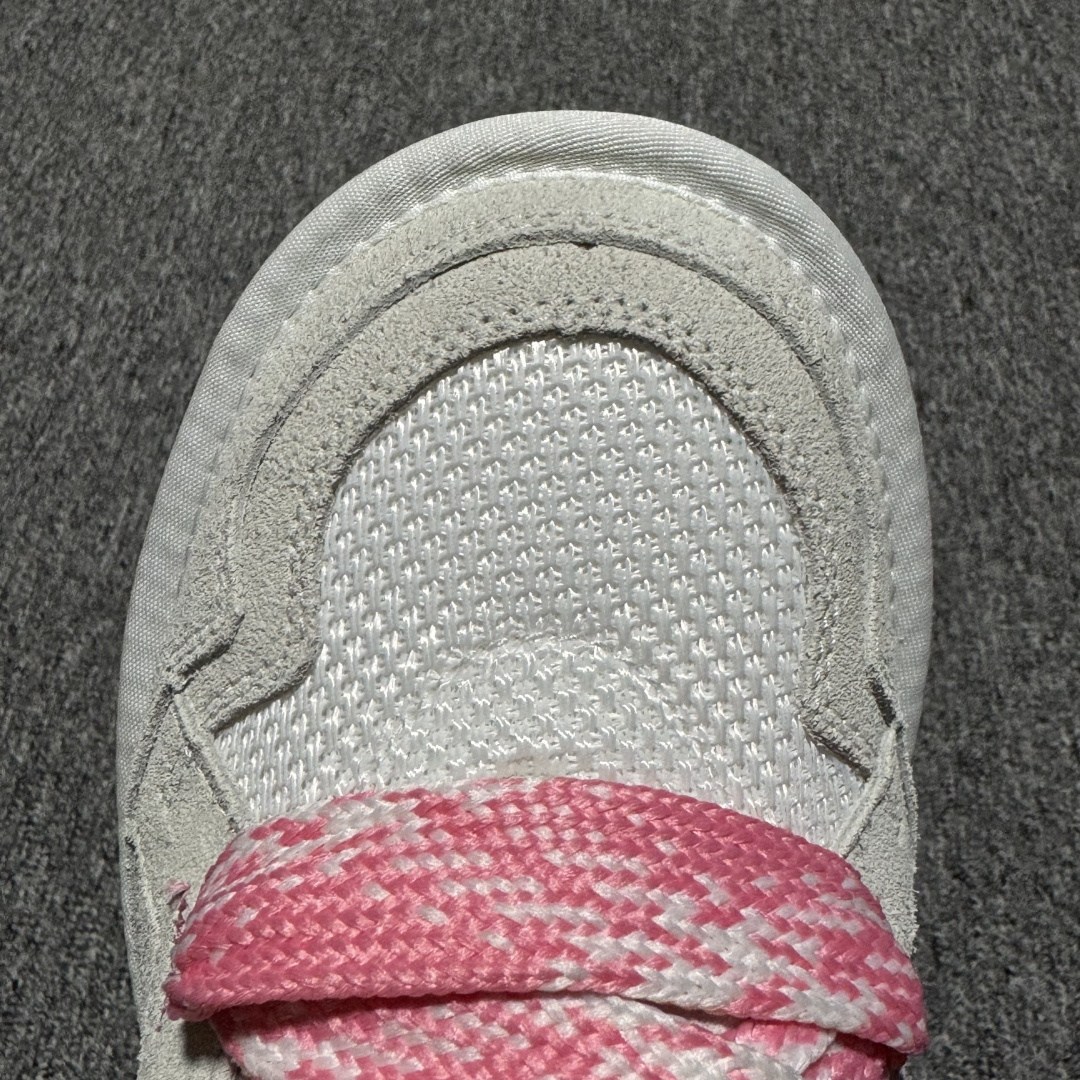 图片[7]-平台外贸专供 UGG Lowmel 梅尔 粗鞋带款 雪地靴 面包鞋 1144032 十年品牌制鞋代工厂生产线出品 注重每一处细节 隆丰A级真羊皮毛一体 完全遵循ZP工艺流程打造 内增纯白加粗鞋带一副 售后需配件完整 尺码：35 36 37 38 39 40 41 多版本供应 注意区分品质-选品中心