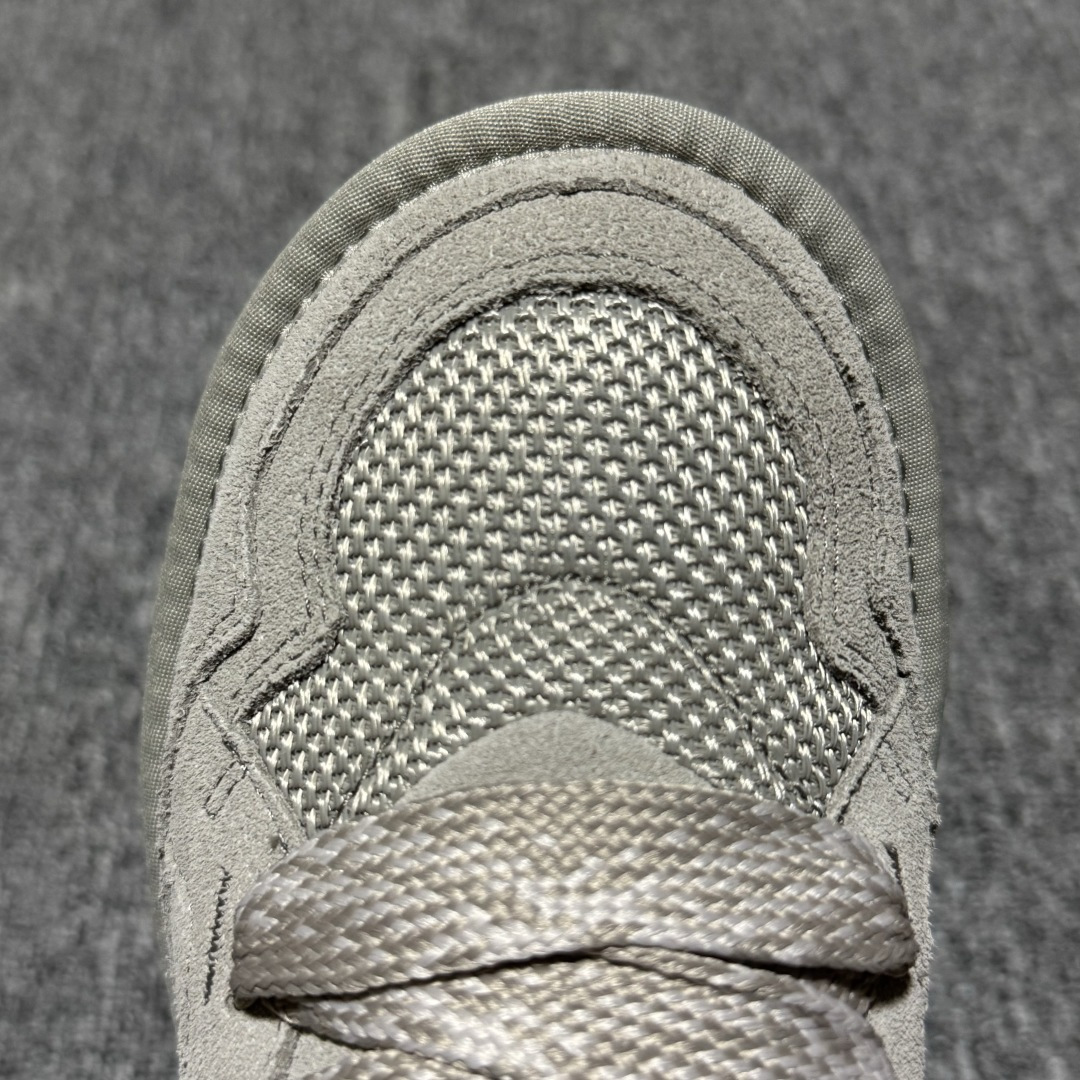 图片[7]-【中性款】 平台外贸专供 UGG Lowmel 梅尔 粗鞋带款 中性雪地靴 面包鞋 1144032 十年品牌制鞋代工厂生产线出品 注重每一处细节 隆丰A级真羊皮毛一体 完全遵循ZP工艺流程打造 内增灰色加粗鞋带一副 售后需配件完整 尺码：35 36 37 38 39 40 41 42 43 44 45 多版本供应 注意区分品质-选品中心