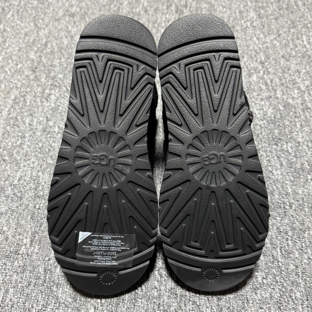 图片[3]-平台外贸专供 UGG Highmel 梅尔 粗鞋带款 高帮雪地靴 面包鞋 1145390 十年品牌制鞋代工厂生产线出品 注重每一处细节 隆丰A级真羊皮毛一体 完全遵循ZP工艺流程打造 尺码：35 36 37 38 39 40 41-选品中心