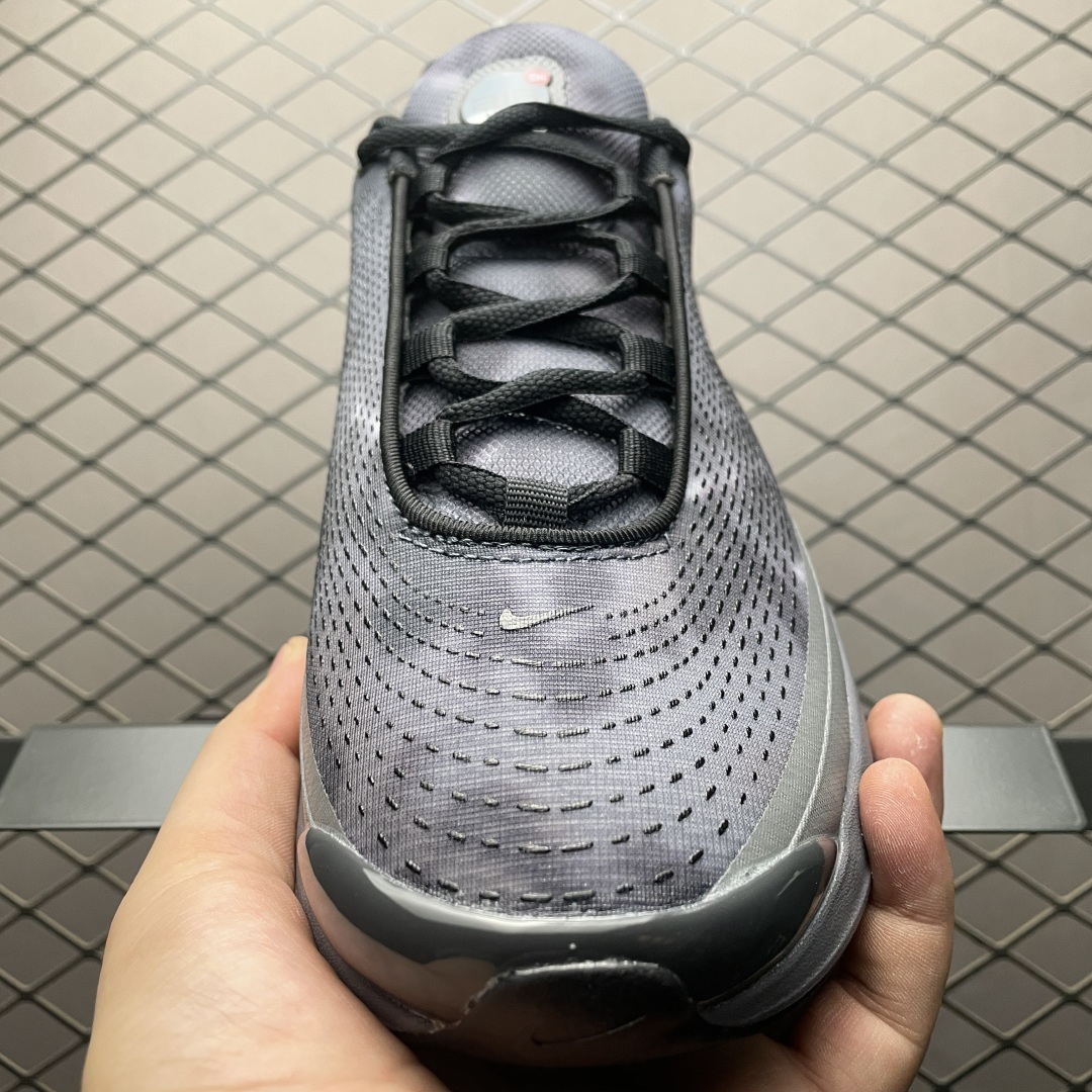 图片[9]-NK Air Max Dn 气垫跑鞋 IM6136-001 全新鞋款在同侧采用了圆柱仓式的设计，不仅有防滑耐磨性功能，还搭配了周围一圈柔软的泡棉材质，提供全新的复合脚感八成还是泡棉脚感 尺码：40 41 42 43 44 45-选品中心