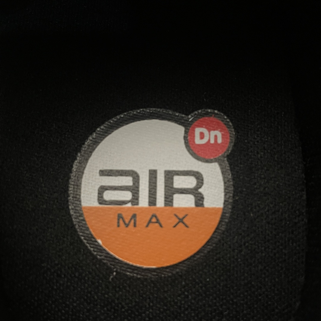 图片[8]-NK Air Max Dn 气垫跑鞋 IM6136-001 全新鞋款在同侧采用了圆柱仓式的设计，不仅有防滑耐磨性功能，还搭配了周围一圈柔软的泡棉材质，提供全新的复合脚感八成还是泡棉脚感 尺码：40 41 42 43 44 45-选品中心
