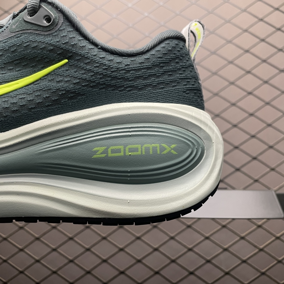 图片[4]-NK Vomero Plus 网面透气跑步鞋 HV8150-300 尺码：36 36.5 37.5 38 38.5 39 40 40.5 41 42 42.5 43 44 44.5 45 46-选品中心