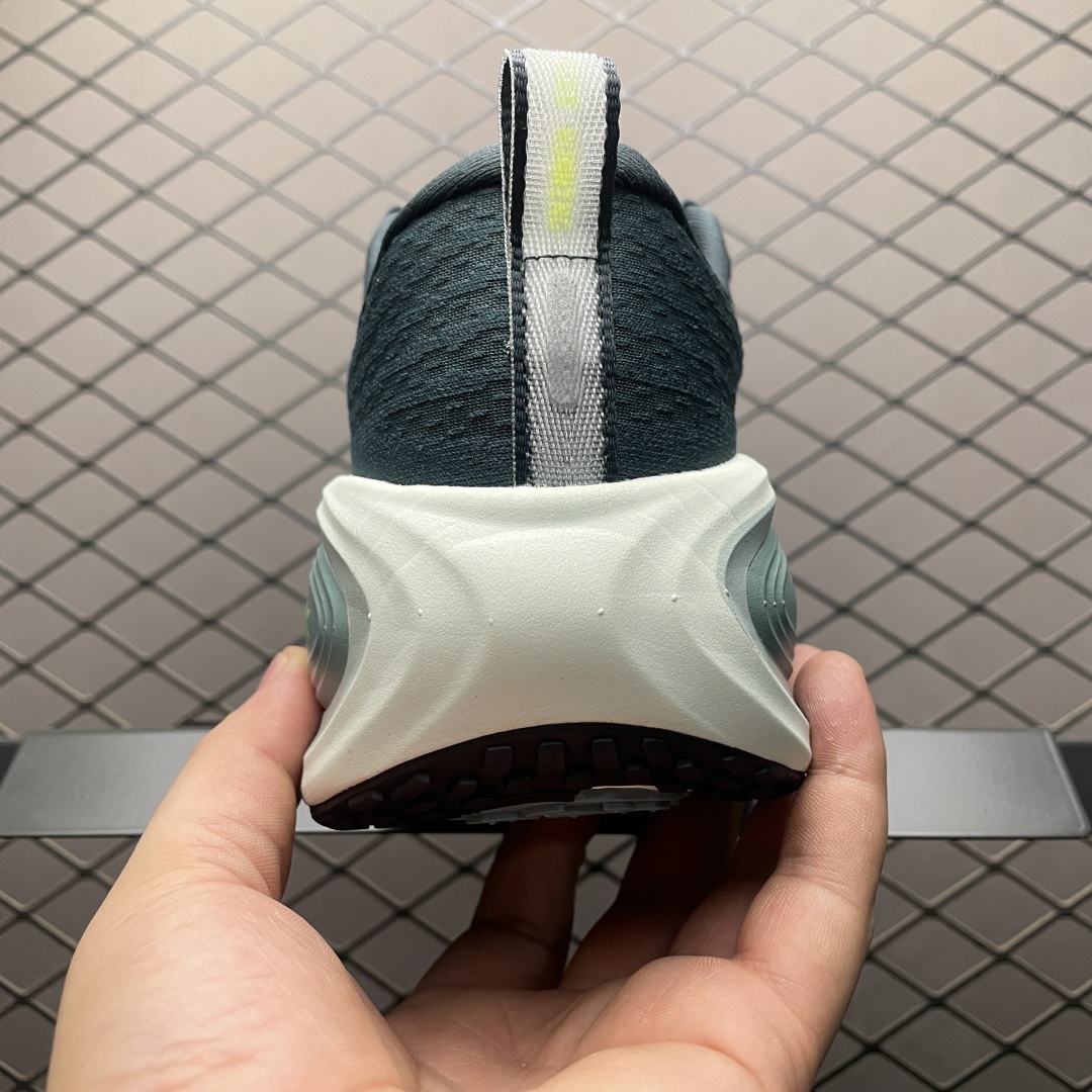 图片[2]-NK Vomero Plus 网面透气跑步鞋 HV8150-300 尺码：36 36.5 37.5 38 38.5 39 40 40.5 41 42 42.5 43 44 44.5 45 46-选品中心