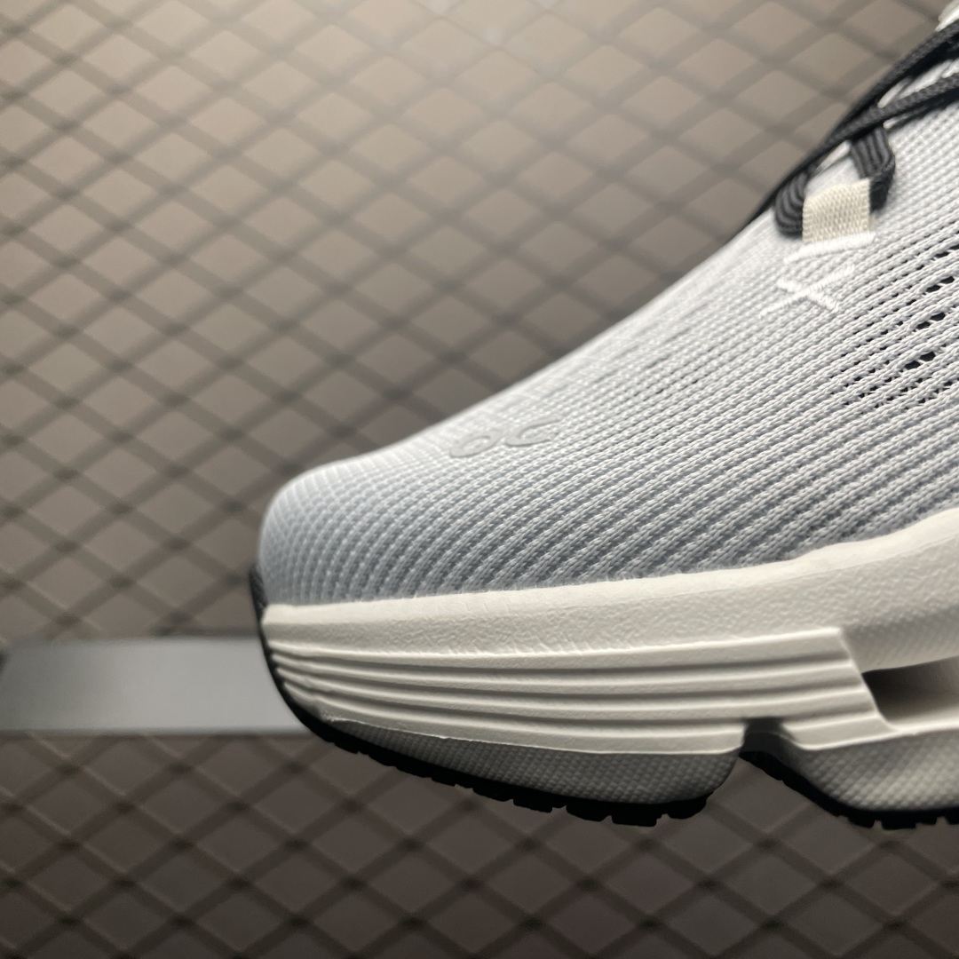 图片[6]-ON 昂跑 Cloud X 4 系列 鞋面采用一体成型布料 有弹性非常透气 鞋底是镂空设计 运用了CLOUDTILT专利技术 弹力十足 毫无负重感 适合日常长距离行走或者休闲旅游 跑步 尺码：39-47 含半码-选品中心