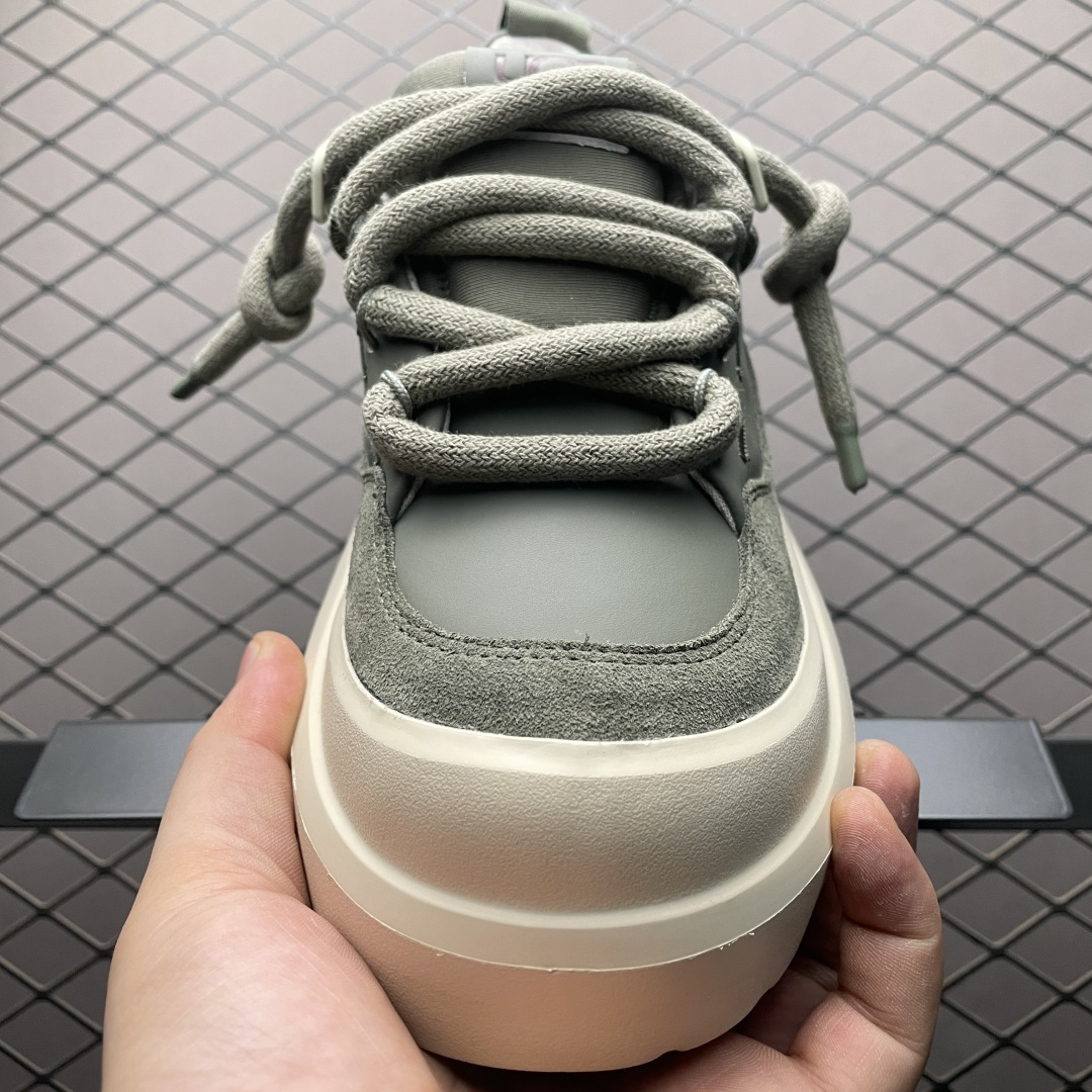 图片[9]-女 男平台外贸专供 UGG Heritage 中性雪地靴 面包鞋 1170910 十年品牌制鞋代工厂生产线出品 注重每一处细节 隆丰A级真羊皮毛一体 完全遵循ZP工艺流程打造 尺码：35 36 37 38 39 40 41 42 43 44 45 \”},\”share\”：{\”ewmpMiniAppName\”：\”-选品中心