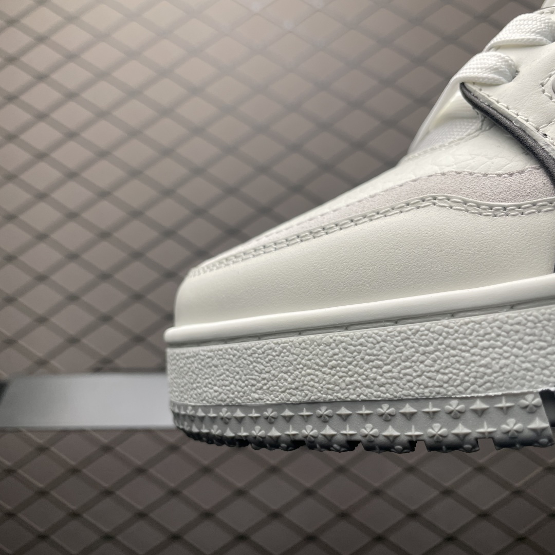 图片[6]-Louis Vuitton 路易威登 LV Trainer 低帮休闲板鞋 海淘代购同渠道品质 高端零售 外贸充正专供 原版购入开发 ZP级全套包装 完美楦型 正确卡色 大底TPU 质感媲美原版 细节与原版一致 请注意区分市面通货材 尺码：38 39 40 41 42 43 44 45 46-选品中心