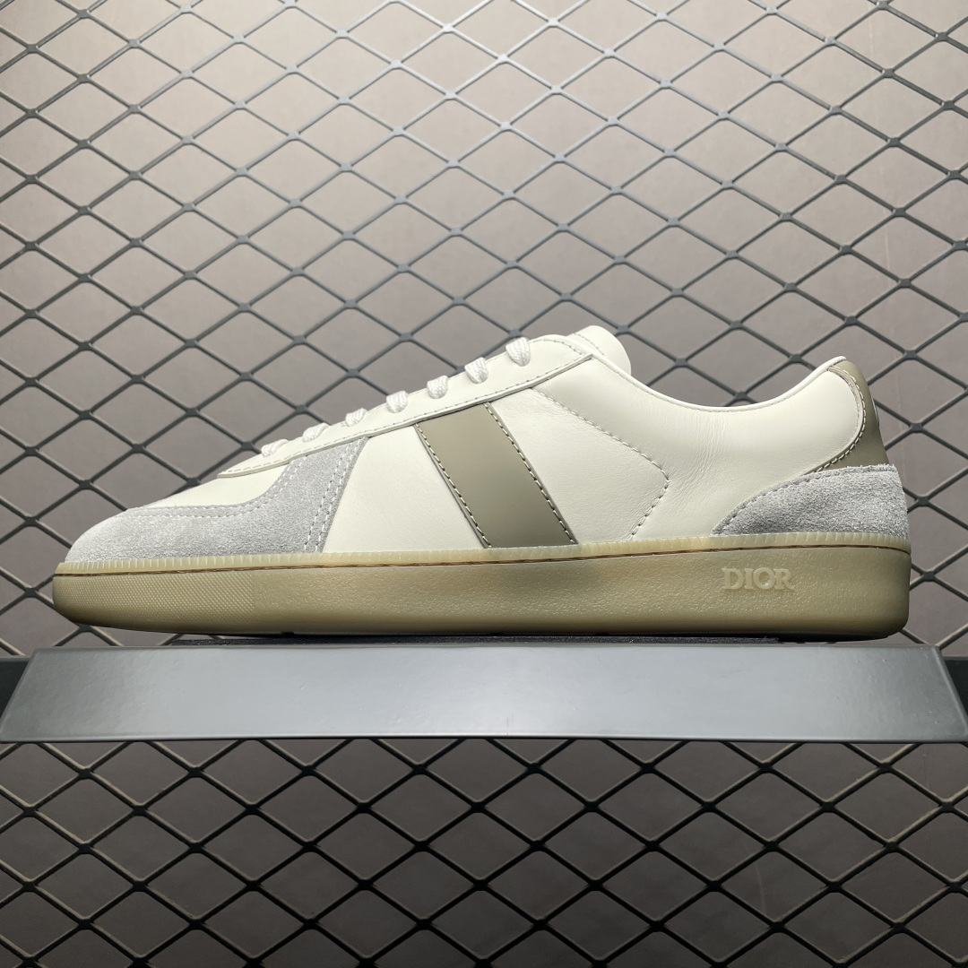 Dior 迪奥 B01 老钱风 低帮休闲板鞋 海淘代购同渠道品质 原版购入开发 私模大底 进口牛皮鞋面（内里胎牛皮）打造 高端零售 外贸充正专供 ZP级全套包装 完美楦型 正确卡色 质感媲美原版 细节与原版一致 请注意区分市面通货材 尺码：38 39 40 41 42 43 44 45 46-选品中心