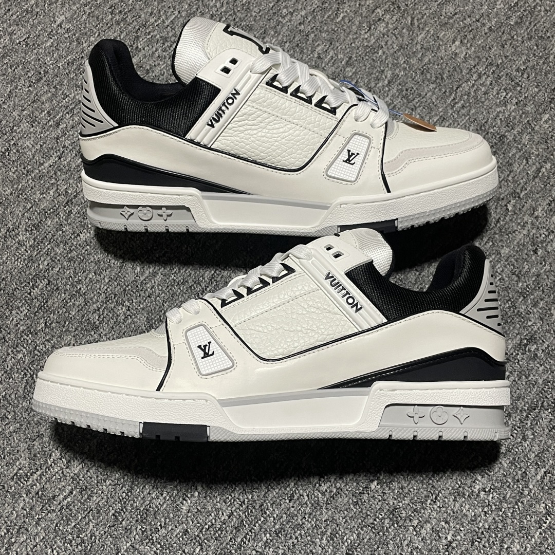 图片[5]-Louis Vuitton 路易威登 LV Trainer 低帮休闲板鞋 海淘代购同渠道品质 高端零售 外贸充正专供 原版购入开发 ZP级全套包装 完美楦型 正确卡色 大底TPU 质感媲美原版 细节与原版一致 请注意区分市面通货材 尺码：38 39 40 41 42 43 44 45 46-选品中心