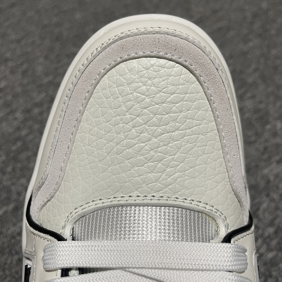 图片[7]-Louis Vuitton 路易威登 LV Trainer 低帮休闲板鞋 海淘代购同渠道品质 高端零售 外贸充正专供 原版购入开发 ZP级全套包装 完美楦型 正确卡色 大底TPU 质感媲美原版 细节与原版一致 请注意区分市面通货材 尺码：38 39 40 41 42 43 44 45 46-选品中心