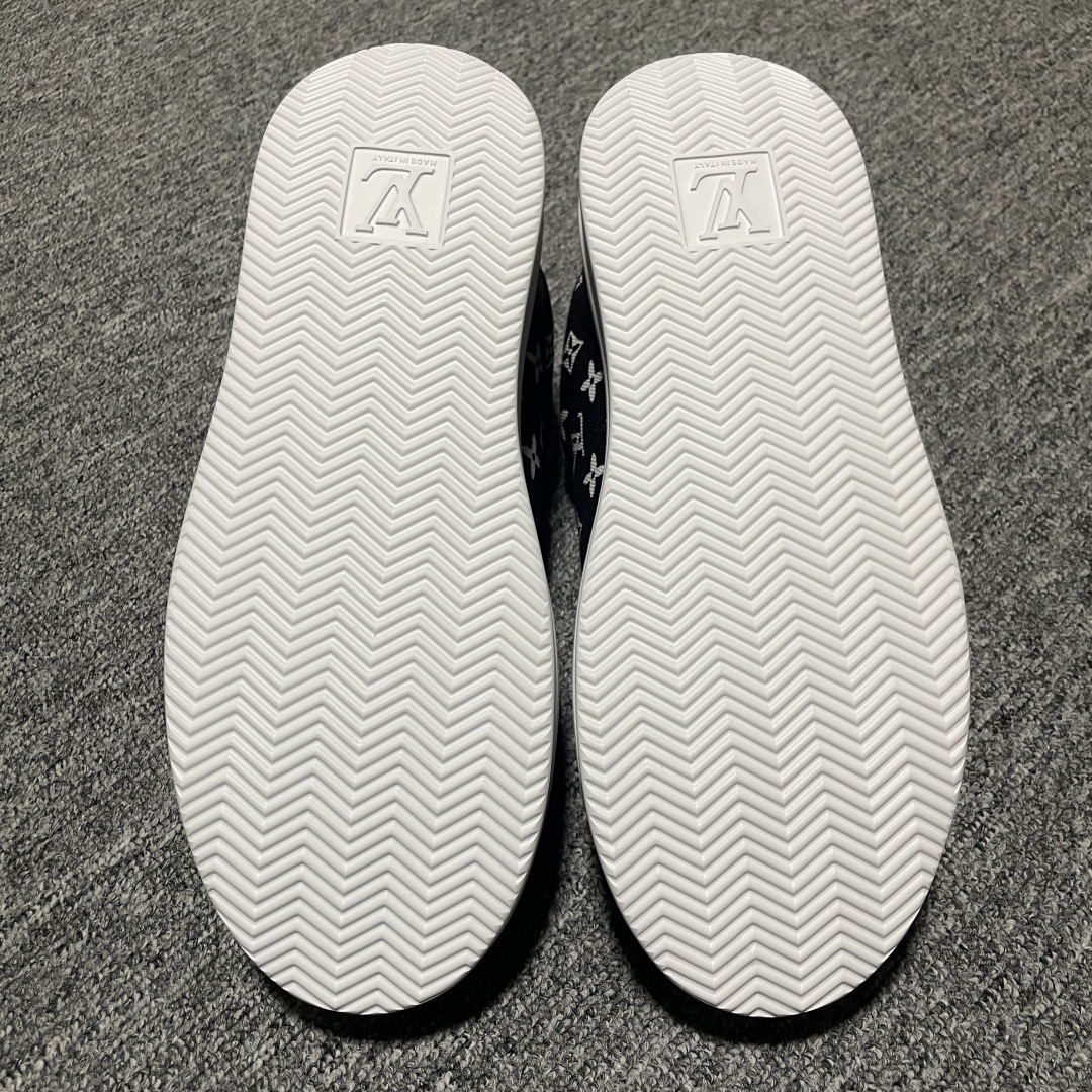 图片[3]-Louis Vuitton LV 路易威登 Beverly Hills 低帮休闲板鞋 海淘代购同渠道品质 高端零售 外贸充正专供 原版购入开发 ZP级全套包装 完美楦型 正确卡色 大底TPU 质感媲美原版 细节与原版一致 请注意区分市面通货材 尺码：38 39 40 41 42 43 44 45 46-选品中心