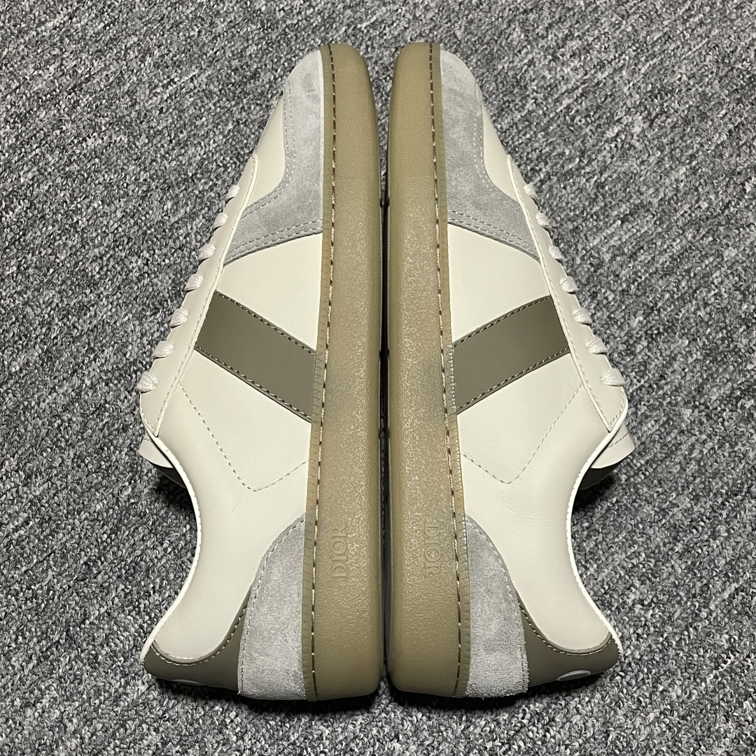 图片[2]-Dior 迪奥 B01 老钱风 低帮休闲板鞋 海淘代购同渠道品质 原版购入开发 私模大底 进口牛皮鞋面（内里胎牛皮）打造 高端零售 外贸充正专供 ZP级全套包装 完美楦型 正确卡色 质感媲美原版 细节与原版一致 请注意区分市面通货材 尺码：38 39 40 41 42 43 44 45 46-选品中心