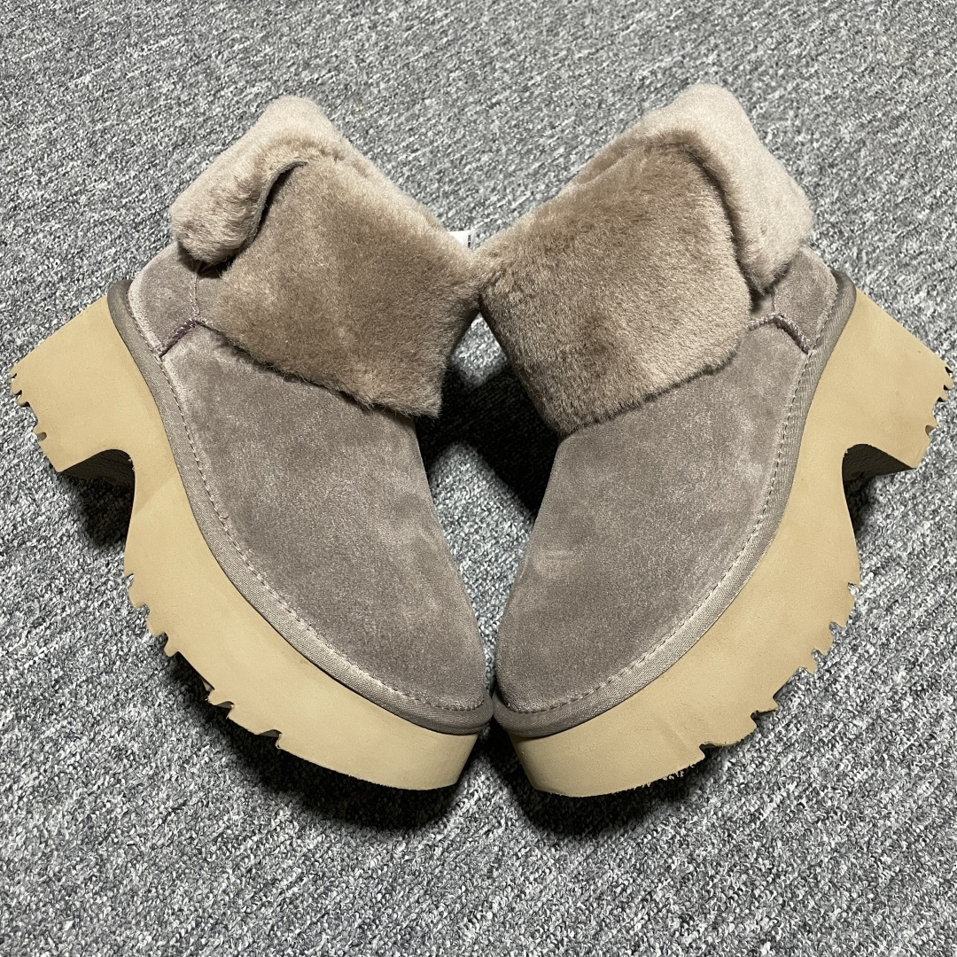 图片[2]-平台外贸专供 UGG 高帮雪地靴 1171533 十年品牌制鞋代工厂生产线出品 注重每一处细节 隆丰A级真羊皮毛一体 完全遵循ZP工艺流程打造 尺码：35 36 37 38 39 40-选品中心