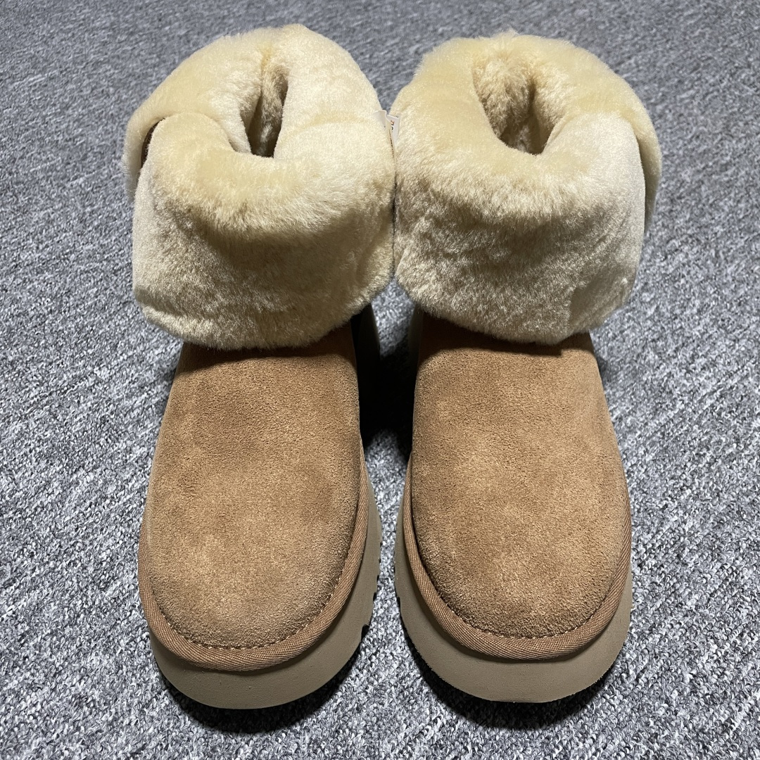 平台外贸专供 UGG 高帮雪地靴 1171533 十年品牌制鞋代工厂生产线出品 注重每一处细节 隆丰A级真羊皮毛一体 完全遵循ZP工艺流程打造 尺码：35 36 37 38 39 40-选品中心