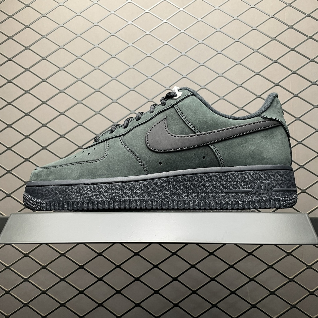 NK Air Force 1 Low 空军一号低帮休闲板鞋 CJ9179-001 原厂冲刀皮料切割干净 