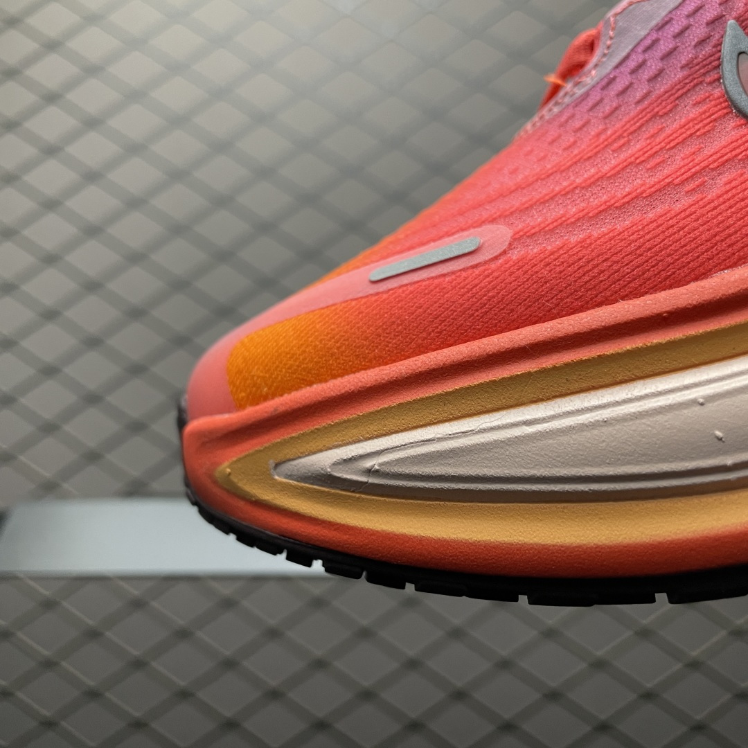 图片[6]-NK Vomero Plus 网面透气跑步鞋 IH2091-800 尺码：36 36.5 37.5 38 38.5 39 40 40.5 41 42 42.5 43 44 44.5 45 46-选品中心