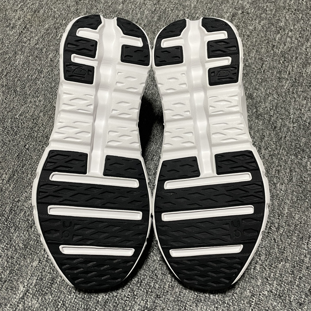 图片[3]-纯原版 Loewe x ON 罗意威昂跑联名 Cloudtilt 2.0 系列 L929282X17 市售最高品质出货 全系列配色均原鞋购入开发打造 全新独立私模 高端零售 外贸平台充正品质 独家定制全套包装 内含防尘袋一个 注意：售后需完整退回 尺码：36 36.5 37 38 38.5 39-选品中心