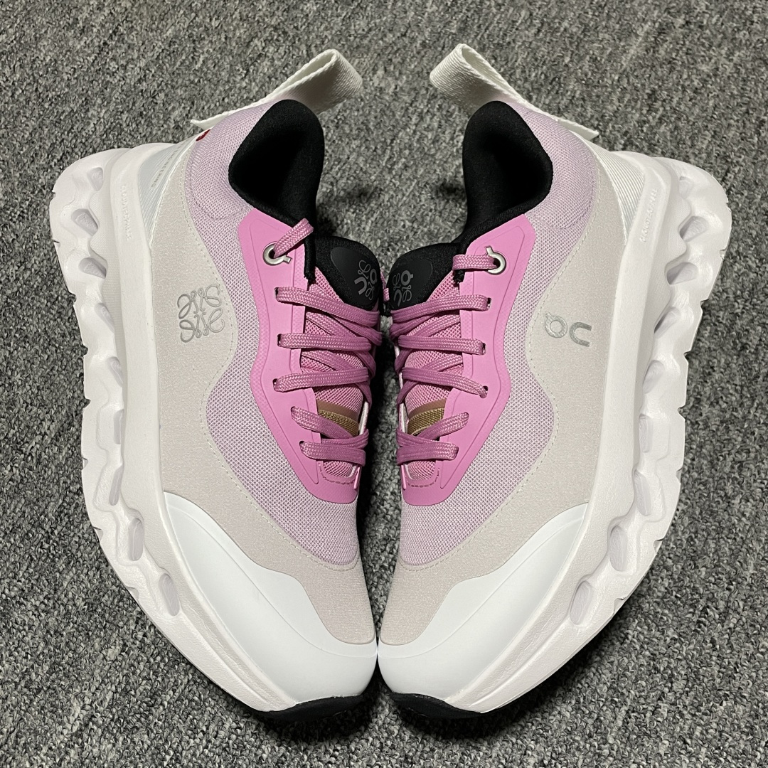 图片[2]-纯原版 Loewe x ON 罗意威昂跑联名 Cloudtilt 2.0 系列 L929282X17 市售最高品质出货 全系列配色均原鞋购入开发打造 全新独立私模 高端零售 外贸平台充正品质 独家定制全套包装 内含防尘袋一个 注意：售后需完整退回 尺码：36 36.5 37 38 38.5 39-选品中心