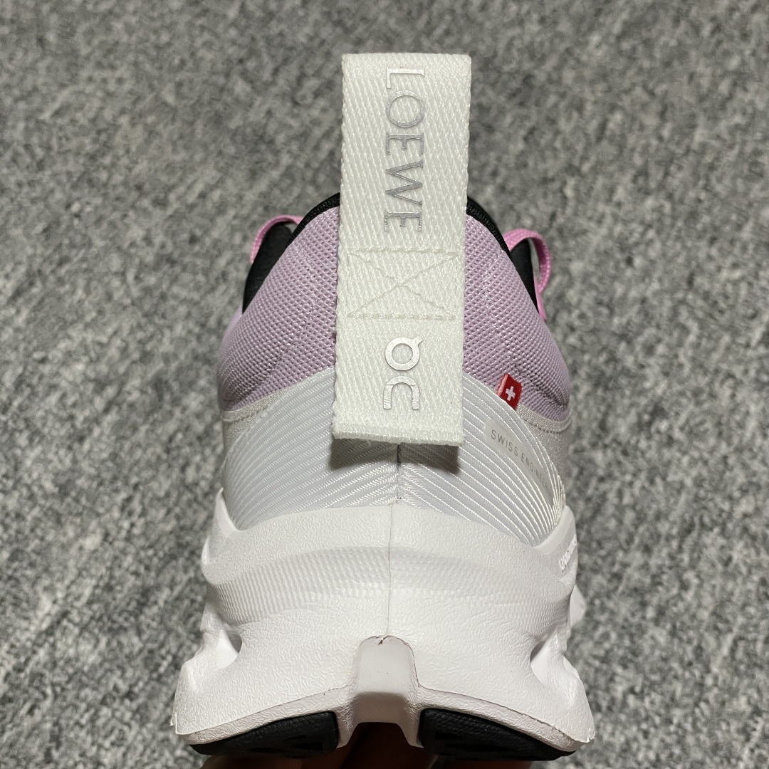 图片[9]-纯原版 Loewe x ON 罗意威昂跑联名 Cloudtilt 2.0 系列 L929282X17 市售最高品质出货 全系列配色均原鞋购入开发打造 全新独立私模 高端零售 外贸平台充正品质 独家定制全套包装 内含防尘袋一个 注意：售后需完整退回 尺码：36 36.5 37 38 38.5 39-选品中心