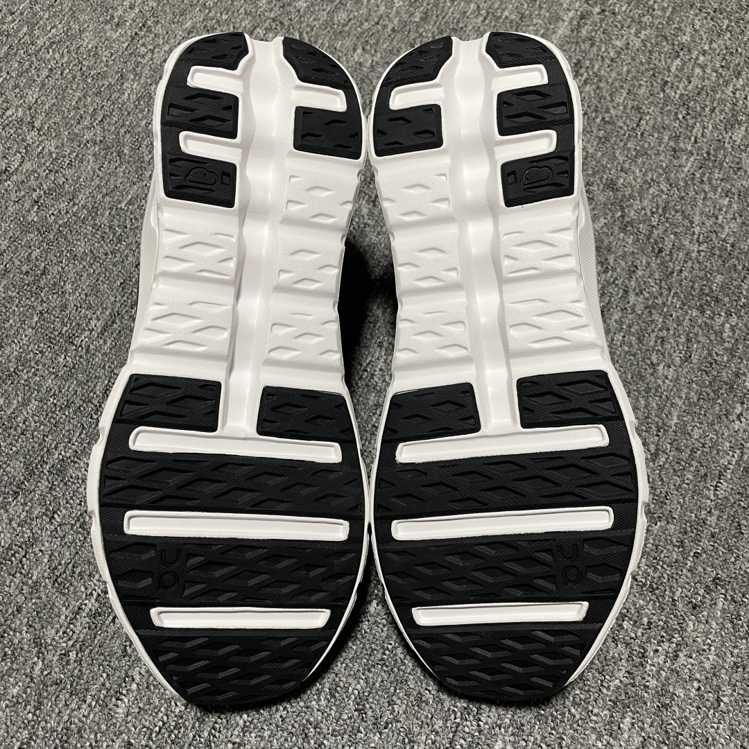 图片[3]-纯原版 Loewe x ON 罗意威昂跑联名 Cloudtilt 2.0 系列 M929282X17-1100 市售最高品质出货 全系列配色均原鞋购入开发打造 全新独立私模 高端零售 外贸平台充正品质 独家定制全套包装 内含防尘袋一个 注意：售后需完整退回 尺码：36 36.5 37 38 38.5 39 40 40.5 41 42 42.5 43 44 44.5 45 46-选品中心