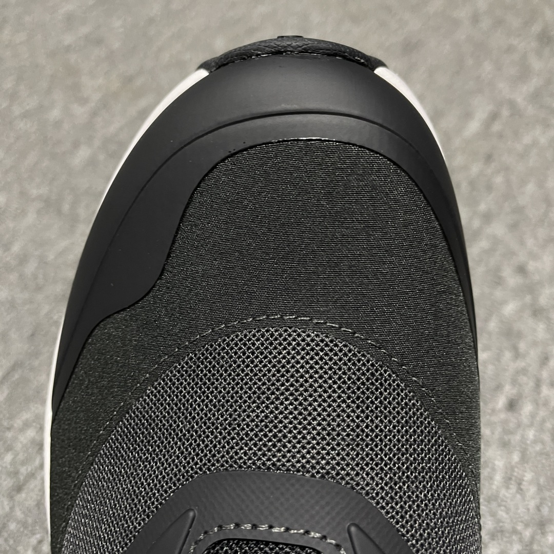 图片[7]-纯原版 Loewe x ON 罗意威昂跑联名 Cloudtilt 2.0 系列 M929282X17-1100 市售最高品质出货 全系列配色均原鞋购入开发打造 全新独立私模 高端零售 外贸平台充正品质 独家定制全套包装 内含防尘袋一个 注意：售后需完整退回 尺码：36 36.5 37 38 38.5 39 40 40.5 41 42 42.5 43 44 44.5 45 46-选品中心