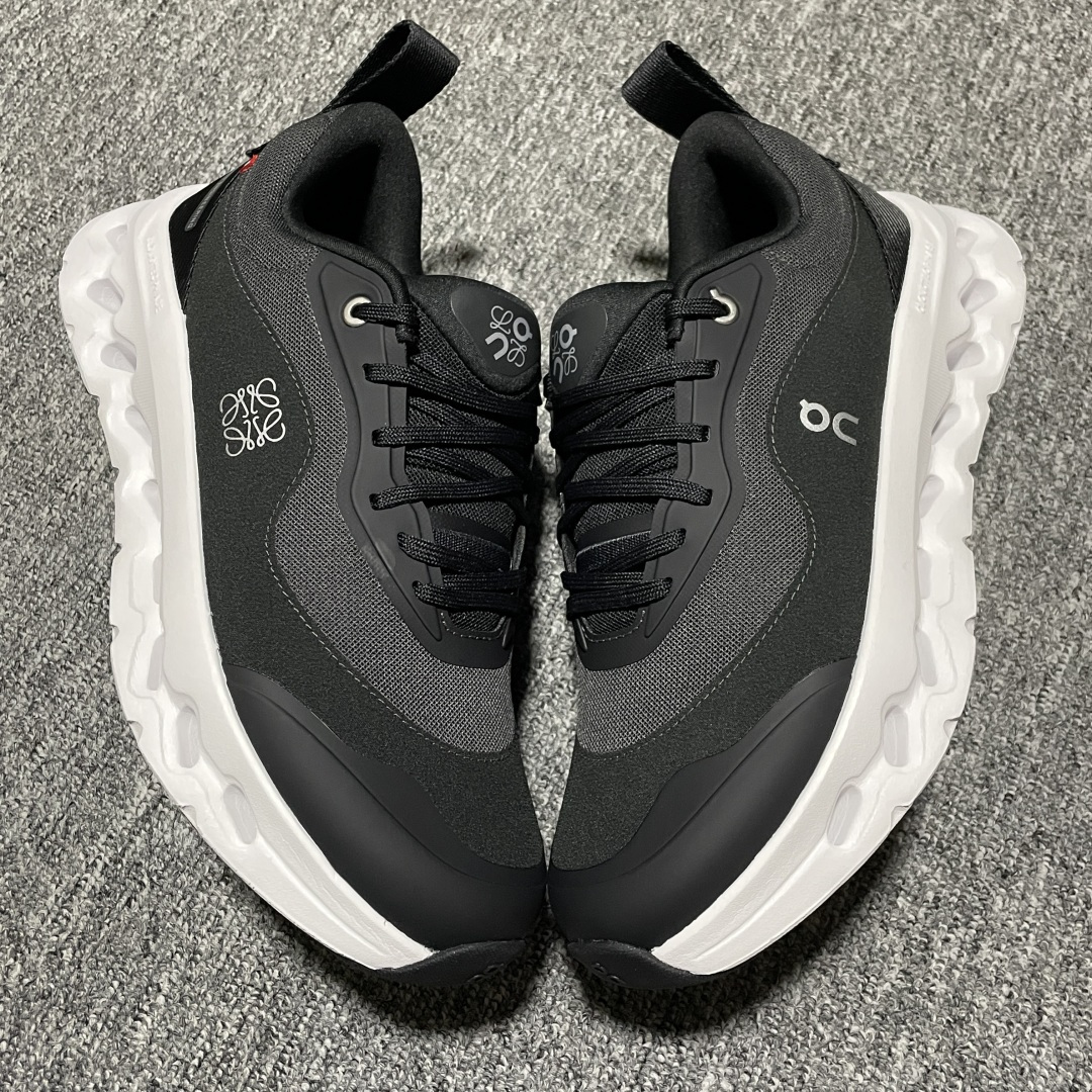 图片[2]-纯原版 Loewe x ON 罗意威昂跑联名 Cloudtilt 2.0 系列 M929282X17-1100 市售最高品质出货 全系列配色均原鞋购入开发打造 全新独立私模 高端零售 外贸平台充正品质 独家定制全套包装 内含防尘袋一个 注意：售后需完整退回 尺码：36 36.5 37 38 38.5 39 40 40.5 41 42 42.5 43 44 44.5 45 46-选品中心