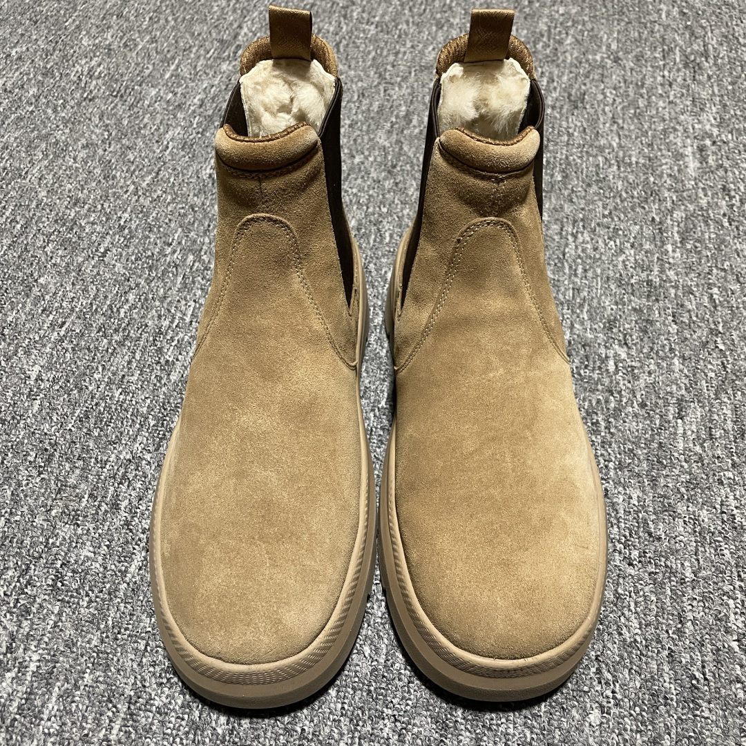 平台外贸专供 UGG Burleigh Chelsea 切尔西 男士高帮雪地靴 1152050 十年品牌制鞋代工厂生产线出品 注重每一处细节 隆丰A级真羊皮毛一体 完全遵循ZP工艺流程打造 尺码：40 41 42 43 44 45-选品中心