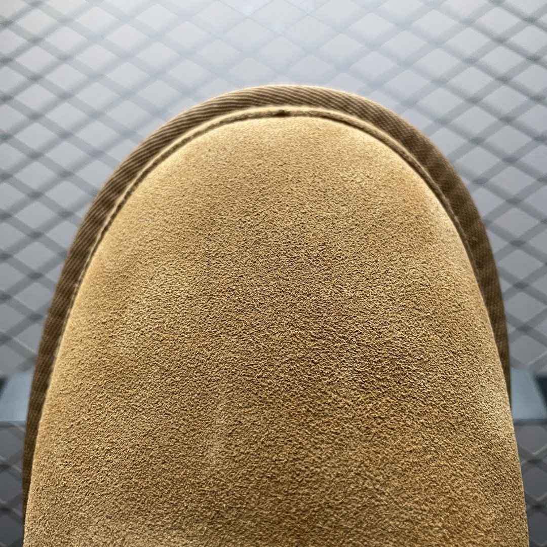 图片[7]-平台外贸专供 UGG Neumel 男士雪地靴 1130720 外贸平台充Z 高端零售专供品质 十年品牌制鞋代工厂生产线出品 注重每一处细节 隆丰A级真羊皮毛一体 完全遵循ZP工艺流程打造 尺码：39 40 41 42 43 44 45-选品中心