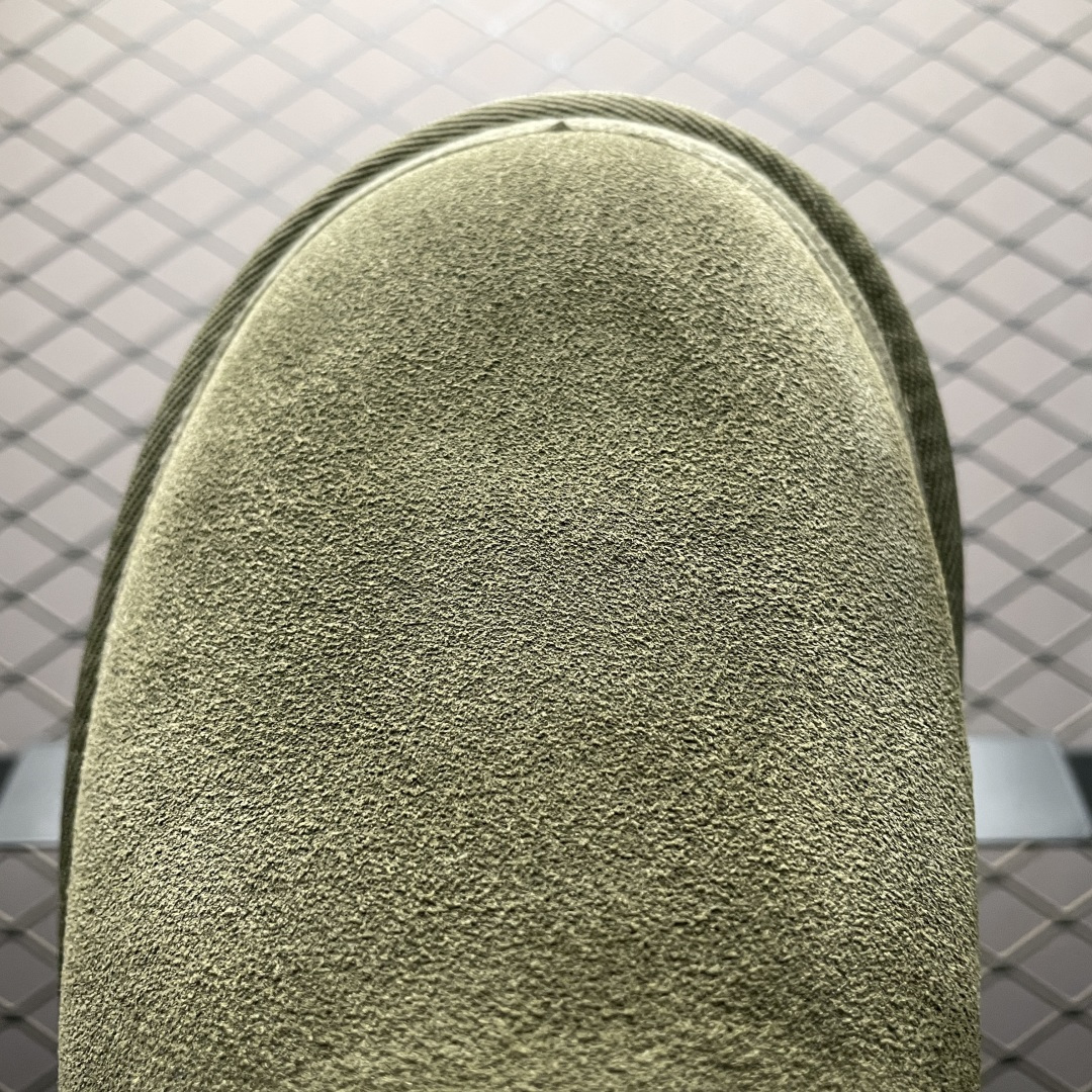 图片[7]-平台外贸专供 UGG Neumel 男士雪地靴 1130720 外贸平台充Z 高端零售专供品质 十年品牌制鞋代工厂生产线出品 注重每一处细节 隆丰A级真羊皮毛一体 完全遵循ZP工艺流程打造 尺码：39 40 41 42 43 44 45-选品中心