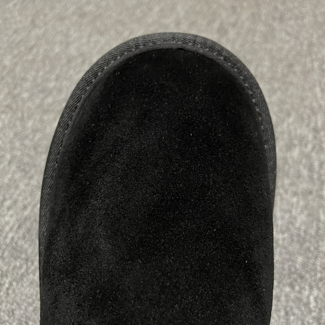 图片[7]-平台外贸专供 UGG Neumel 男士雪地靴 1130720 外贸平台充Z 高端零售专供品质 十年品牌制鞋代工厂生产线出品 注重每一处细节 隆丰A级真羊皮毛一体 完全遵循ZP工艺流程打造 尺码：39 40 41 42 43 44 45-选品中心