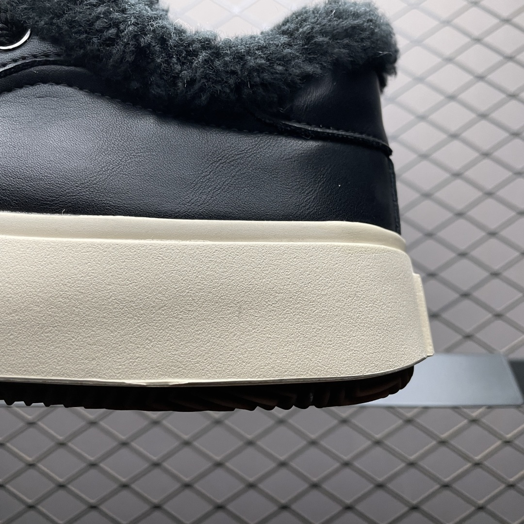 图片[4]-GG-CC赵露思 秋冬加绒裤雪地靴毛毛鞋 秋冬保暖好物 真羊毛加绒魔术贴板鞋 真羊毛内里 轻便舒适 非假绒 冬季保暖外出 家居都是很适合的选择 4.5cm增高 橡胶大底!耐磨秒变大长腿 尺码：35 36 37 38 39 40-选品中心