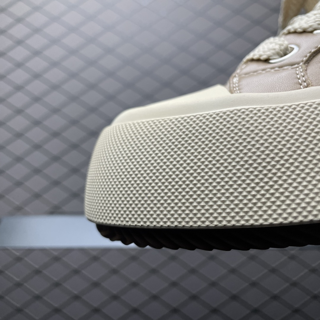 图片[6]-GG-CC赵露思 秋冬加绒裤雪地靴毛毛鞋 秋冬保暖好物 真羊毛加绒魔术贴板鞋 真羊毛内里 轻便舒适 非假绒 冬季保暖外出 家居都是很适合的选择 4.5cm增高 橡胶大底!耐磨秒变大长腿 尺码：35 36 37 38 39 40-选品中心