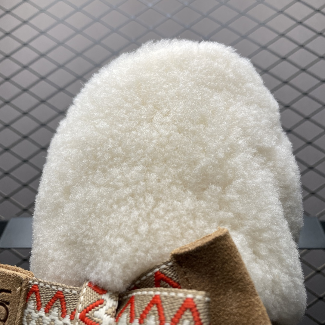 图片[7]-平台外贸专供 UGG 女子蝴蝶结半拖拖鞋 1158266 十年品牌制鞋代工厂生产线出品 注重每一处细节 隆丰A级真羊皮毛一体 完全遵循ZP工艺流程打造 尺码：35 36 37 38 39 40-选品中心