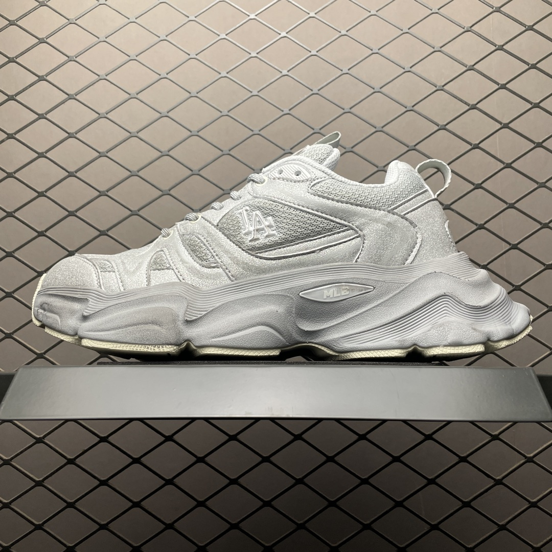 网红爆款 MLB Champ 低帮休闲鞋 原厂防伪吊牌 尺码：35 36 36.5 37.5 38 38.5 39 40-选品中心