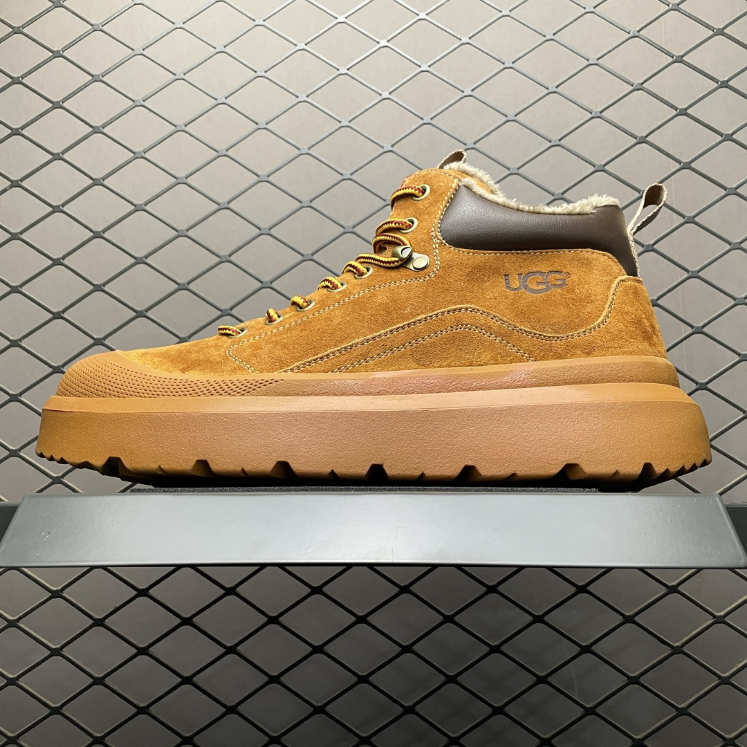 UGG 客制款 中帮男士休闲鞋雪地靴马丁靴系列 U6339M 广东大厂品质 秋冬新款 时尚潮流搭配 面料釆用意大利进口磨砂牛皮 全鞋真牛皮材料 大底到五金都是代工厂原材料制作 日常随意搭配 型男必备 尺码：39 40 41 42 43 44-选品中心