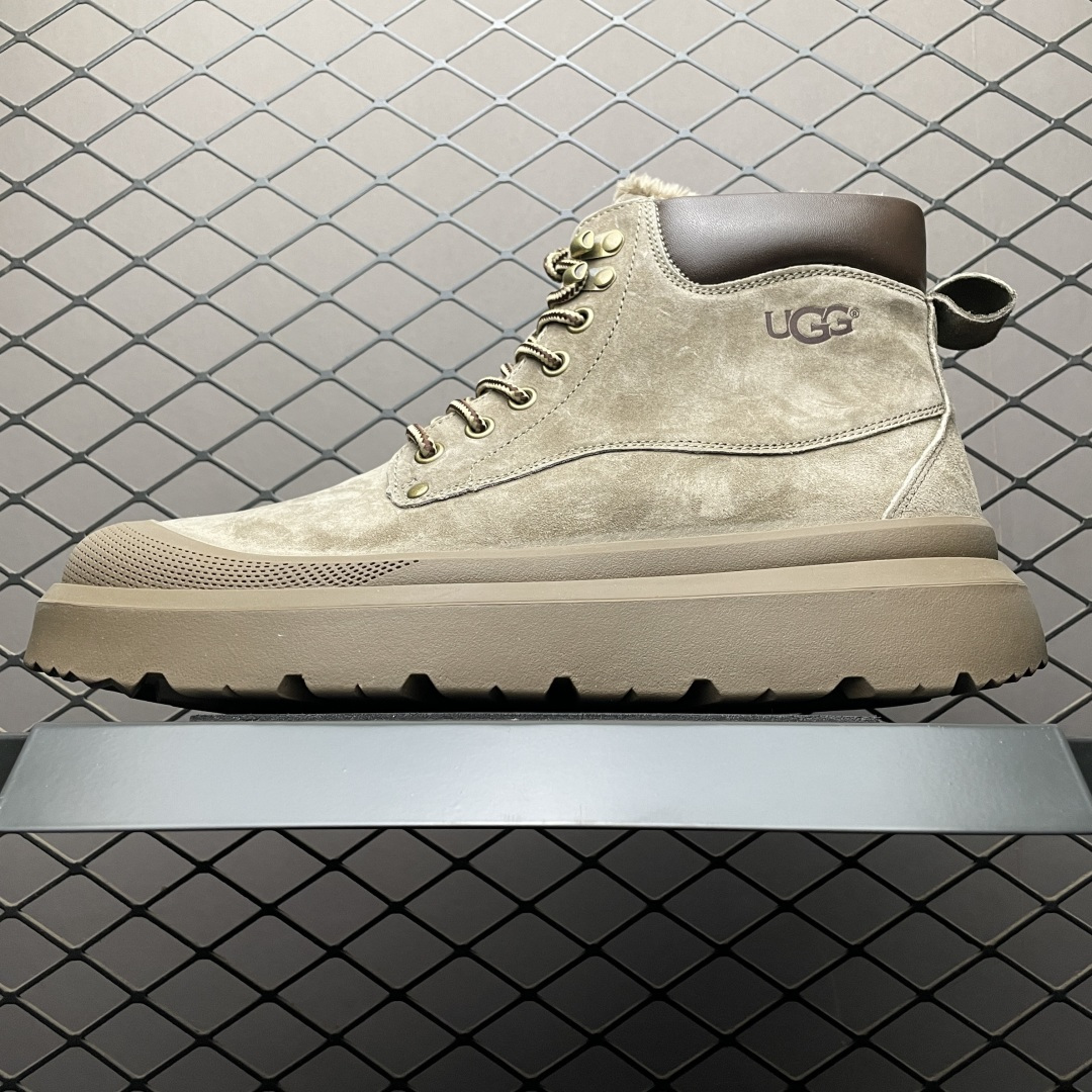 UGG 客制款 中帮男士休闲鞋雪地靴马丁靴系列 U6335M 广东大厂品质 秋冬新款 时尚潮流搭配 面料釆用意大利进口磨砂牛皮 全鞋真牛皮材料 大底到五金都是代工厂原材料制作 日常随意搭配 型男必备 尺码：38 39 40 41 42 43 44-选品中心