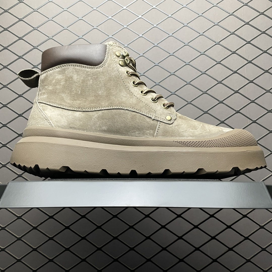 图片[3]-UGG 客制款 中帮男士休闲鞋雪地靴马丁靴系列 U6335M 广东大厂品质 秋冬新款 时尚潮流搭配 面料釆用意大利进口磨砂牛皮 全鞋真牛皮材料 大底到五金都是代工厂原材料制作 日常随意搭配 型男必备 尺码：38 39 40 41 42 43 44-选品中心