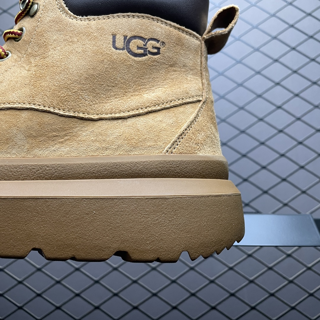 图片[4]-UGG 客制款 中帮男士休闲鞋雪地靴马丁靴系列 U6335M 广东大厂品质 秋冬新款 时尚潮流搭配 面料釆用意大利进口磨砂牛皮 全鞋真牛皮材料 大底到五金都是代工厂原材料制作 日常随意搭配 型男必备 尺码：38 39 40 41 42 43 44-选品中心