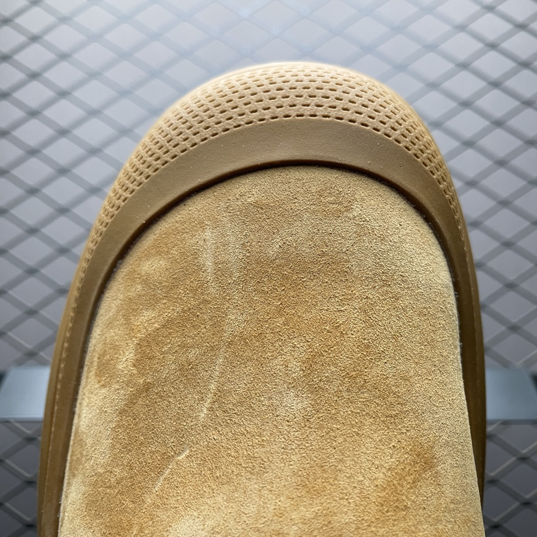 图片[7]-UGG 客制款 中帮男士休闲鞋雪地靴马丁靴系列 U6335M 广东大厂品质 秋冬新款 时尚潮流搭配 面料釆用意大利进口磨砂牛皮 全鞋真牛皮材料 大底到五金都是代工厂原材料制作 日常随意搭配 型男必备 尺码：38 39 40 41 42 43 44-选品中心