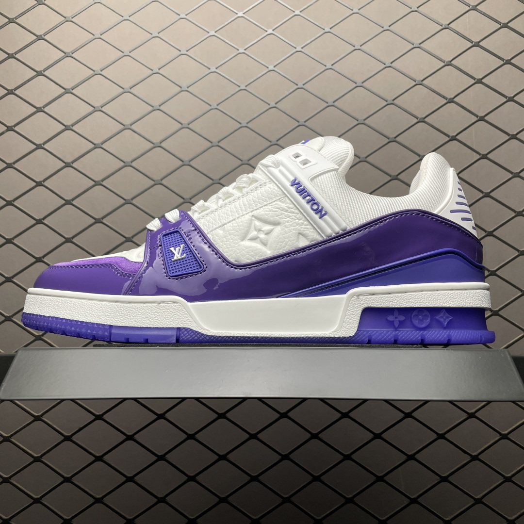 Louis Vuitton 路易威登 LV Trainer 低帮休闲板鞋 海淘代购同渠道品质 高端零售 外贸充正专供 原版购入开发 ZP级全套包装 完美楦型 正确卡色 大底TPU 质感媲美原版 细节与原版一致 请注意区分市面通货材 尺码：38 39 40 41 42 43 44 45 46-选品中心